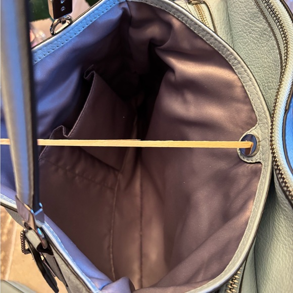 Beautiful coach kitt handbag with matching wallet - Picture 6 of 14